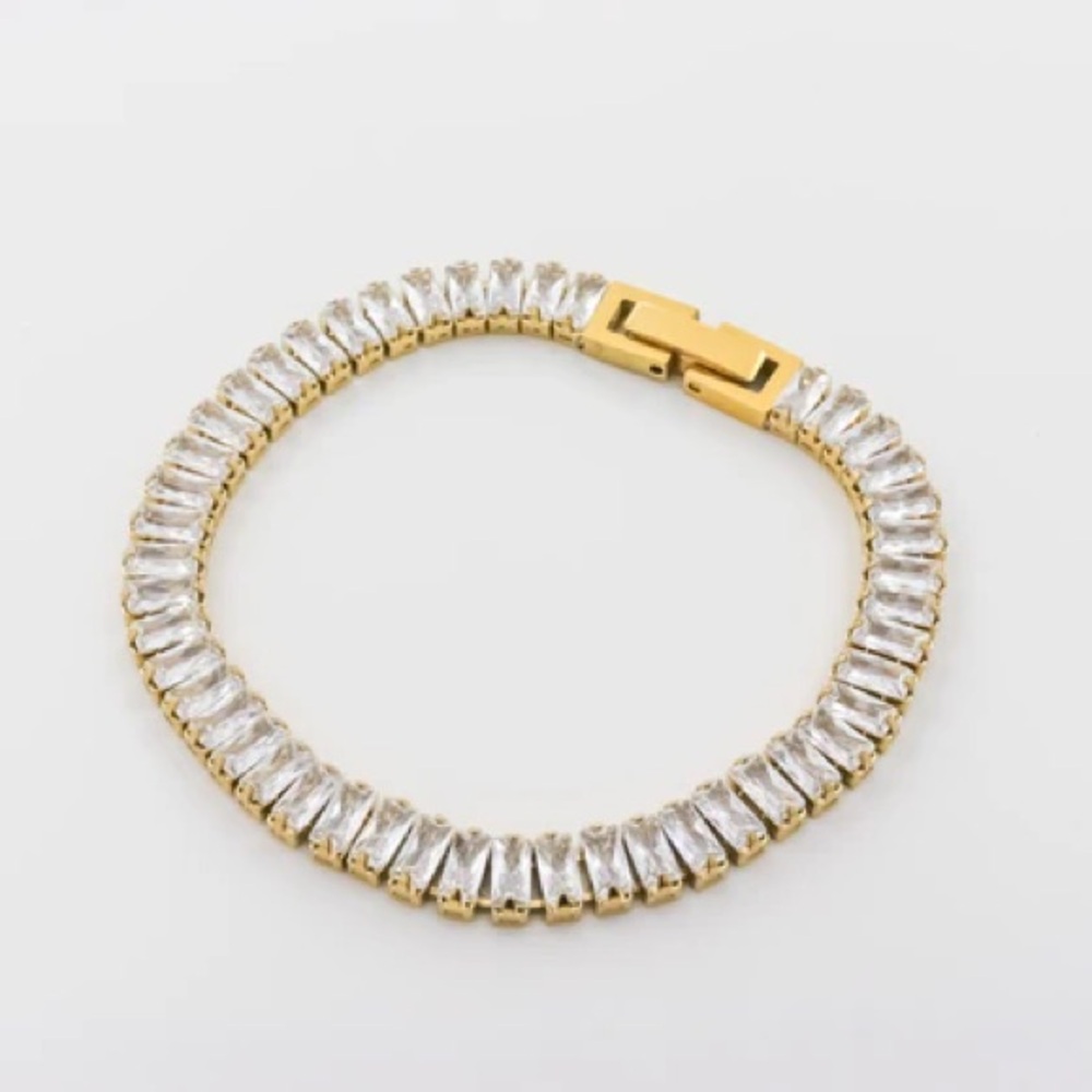 18K Gold Plated Tennis Baguette Bracelet*White Zircon Cubic Zirconia *MLB017